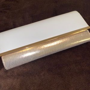 Clutch purse